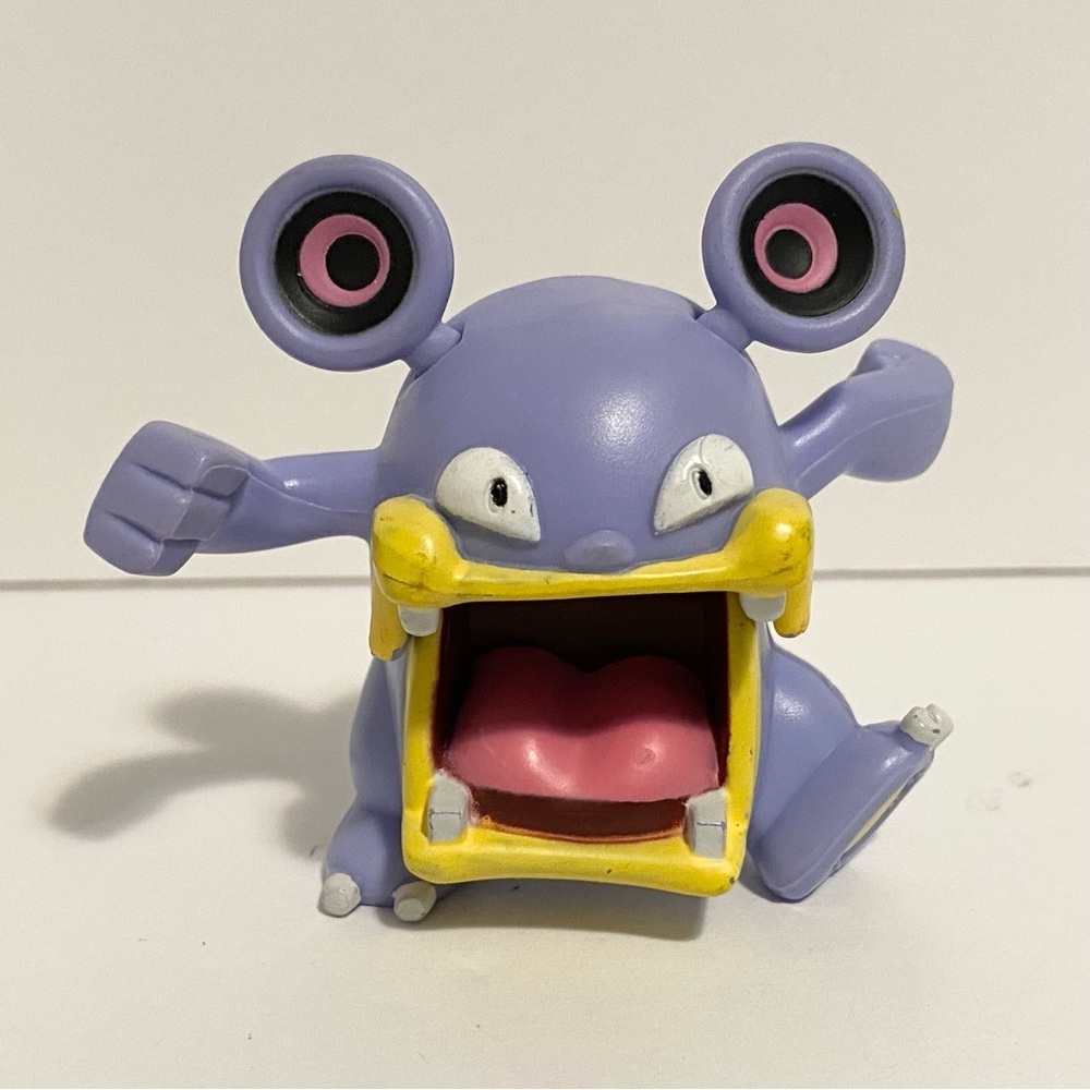 Pokemon Nintendo LOUDRED Deluxe Figure Hasbro Moves Movable Mouth 2005 4/$20 🛑